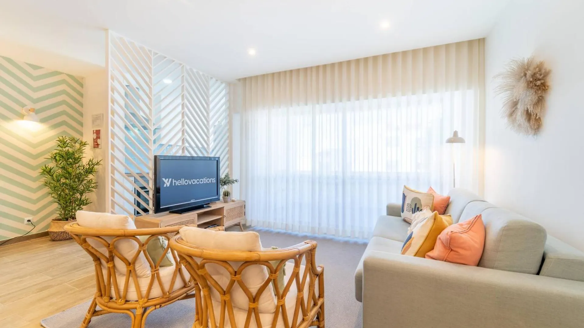 Palmeiras Apartment - 19A By Hellovacations Albufeira 0*,  Portugal