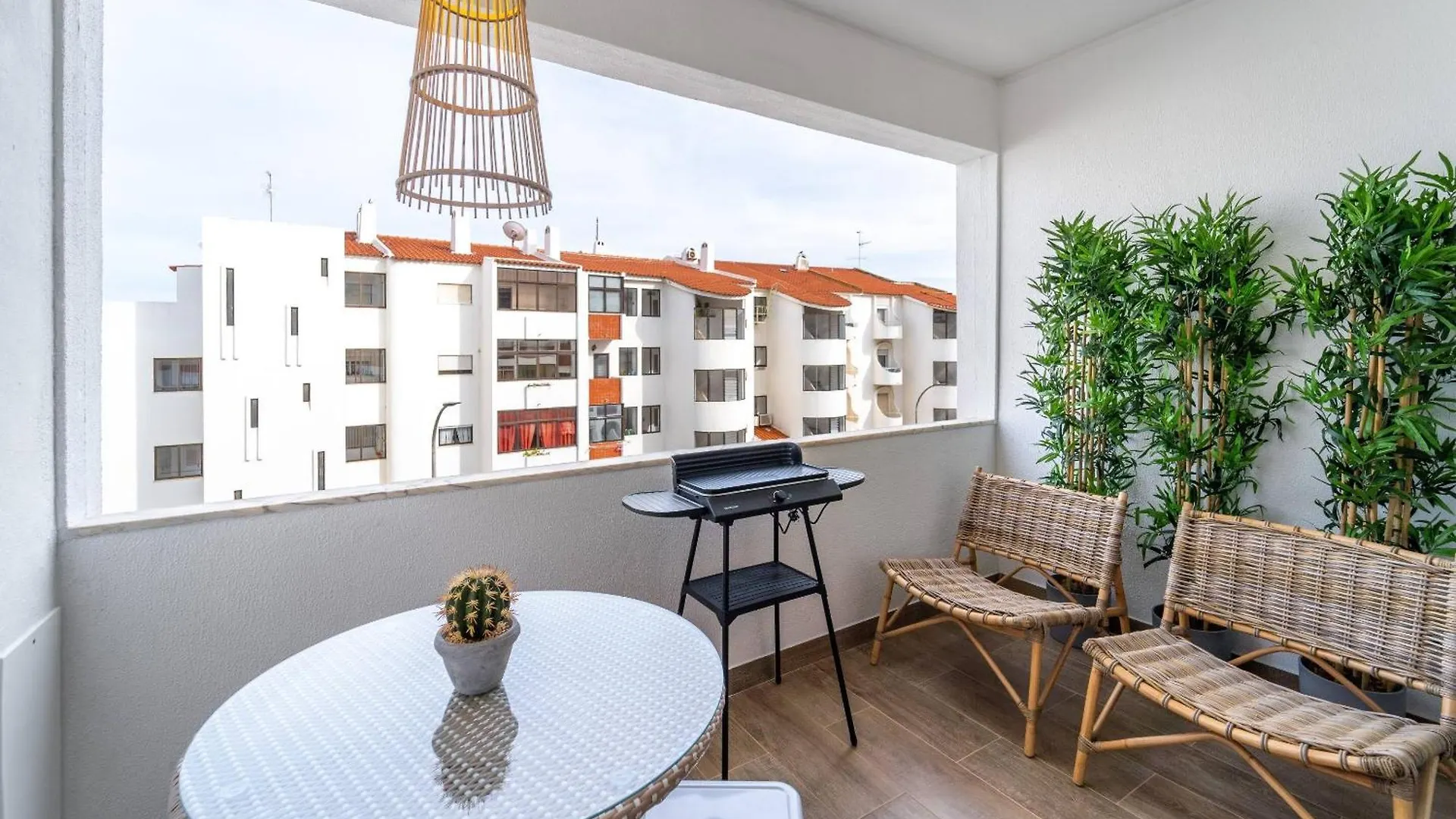 Palmeiras Apartment - 19A By Hellovacations Albufeira Portugal